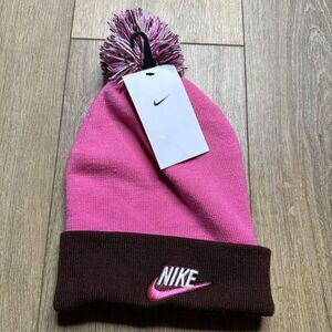 Nike‎ Kids Knit Hat Pink Pom Pom OSFM Warm Comfort NEW